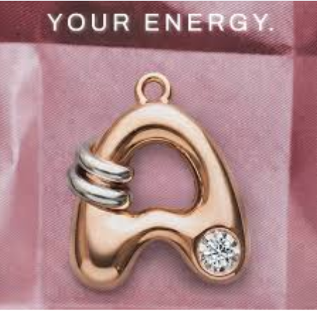 Liontin Inisial Makin Eksklusif dengan Sentuhan Birthstone